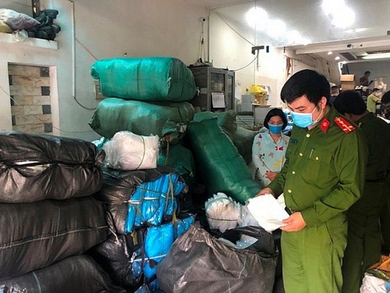 Detecting many establishments producing masks and epidemic-proof equipment, which do not meet quality standards